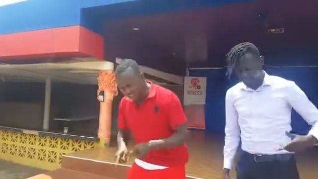 Teacher Mpamire and Napoleon Emma threaten to burst soroti with laughter смотреть онлайн