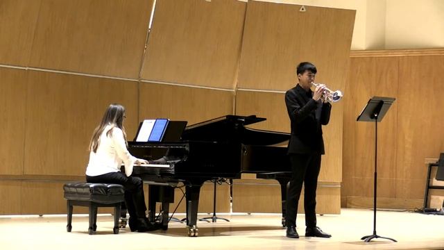 Listening Hour — Trumpet Studio смотреть онлайн