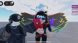 English or Spanish???? 😶