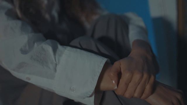 Cinare Melikzade - Olmayanim 2023 (Yeni Klip) смотреть онлайн