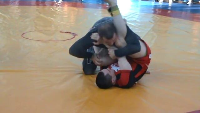 Станислав Сухоруков ("GB" Харьков) VS Владислав Сорока ("ЧЕСТЬ") Харьков. No-Gi абсолют. 1я часть смотреть онлайн