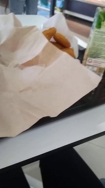 што я купила в кафе Красти 🦀 краб??? смотреть онлайн