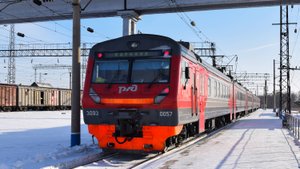 Электропоезд ЭД9Э-0057. Покатушки от Укладочного до 10км.
