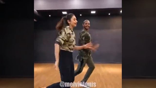 New Dance video ___ Melvin Louis with hot sexy girl dance video _ Melvin смотреть онлайн