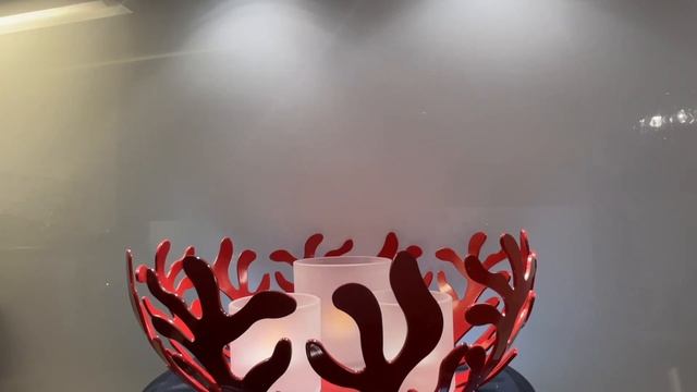 [ENGLISH] WINTER & HOLIDAYS PERFUMES REVIEW PT1 - 'TIS THE SEASON - End Of Year fragrances смотреть онлайн