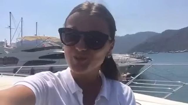 О работе стюардессой яхты. Выпускница МАРИНАСКУЛ