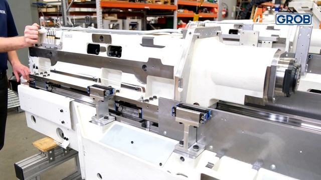 GROB – 5-axis cross slide design смотреть онлайн