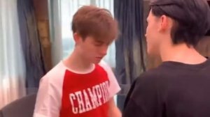 Даня милохин и мимимижка