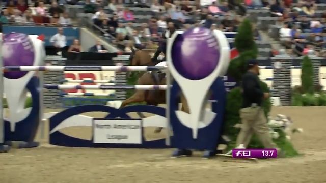Denis Lynch heads the table in Lexington | Longines FEI World Cup™ Jumping NAL смотреть онлайн