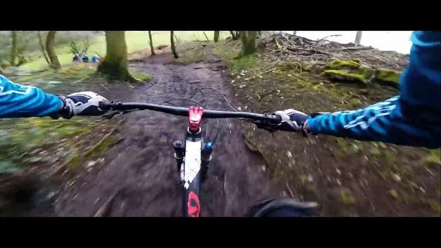 Messing about on the bikes- Some mad DH- GOPRO HERO смотреть онлайн