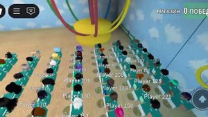 играем в игру в кальмара 1 сезон 
в роблоксе