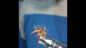 Мушка Верховушка на хариуса.