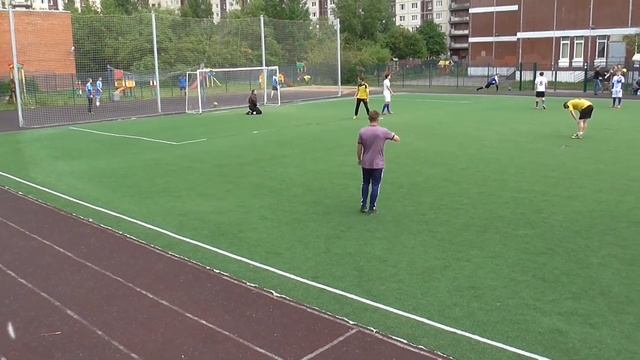 Медвежья Лапа - Совхоз Юнайтед 4:2 смотреть онлайн