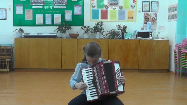 Еловских Соня смотреть онлайн