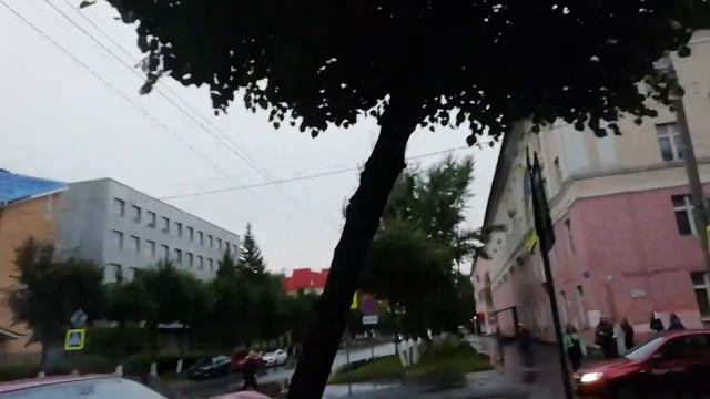 Столкнулись на перекрестке Якова Эшпая и Кремлевской смотреть онлайн