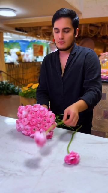 #ranunculus #youtubeshorts #flowers смотреть онлайн