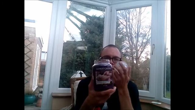 Yankee Candle- Warm Woolen Mittens, Brown Paper Packages, Schnitzel w Noodles & Whiskers On Kittens смотреть онлайн