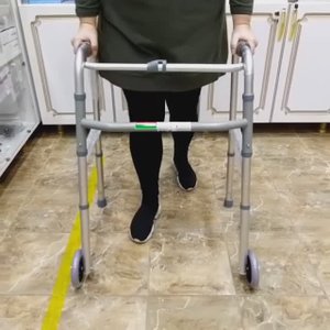 Продам Опора-ходунки СА811LG-5 с 2-мя колесами. Валуйки. Звони +7 913 525-87-07