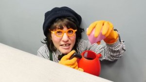 Eğlenceli oyunlar Türkçe - Misafiri gelince Cicisu'nun tuvaleti var! Kız erkek komik videoları