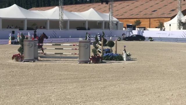 Laura Hite & Calypso Valence Grand Prix смотреть онлайн