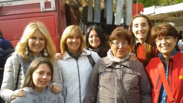 Mischiando le foto di Pamela e Dino смотреть онлайн