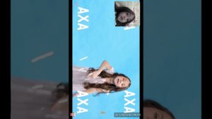 Слушаю песню Вики шоу Я звезда youtuba