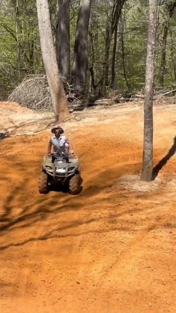 Nailed it #yamaha #grizzly #hillclimb смотреть онлайн