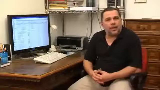 Una famiglia su eBay i Leoni di Prato смотреть онлайн