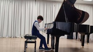 И.С.Бах. Трёхголосная инвенция № 12 A-dur, П.И. Чайковский Ноктюрн cis-mol