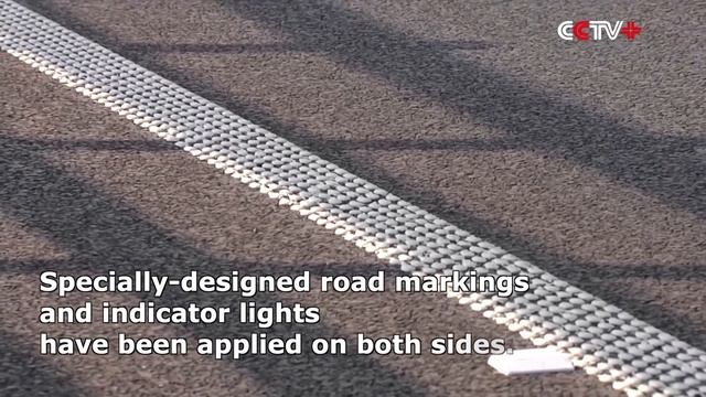 New 25-Km Cross-Sea Bridge Opens to Traffic in East China смотреть онлайн