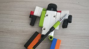 лего техник человечек