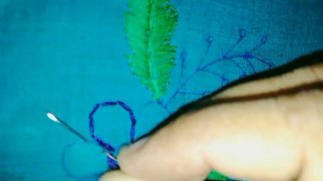 Hand Embroidery For Beginners | Flowers Design | Padded Satin Stitch