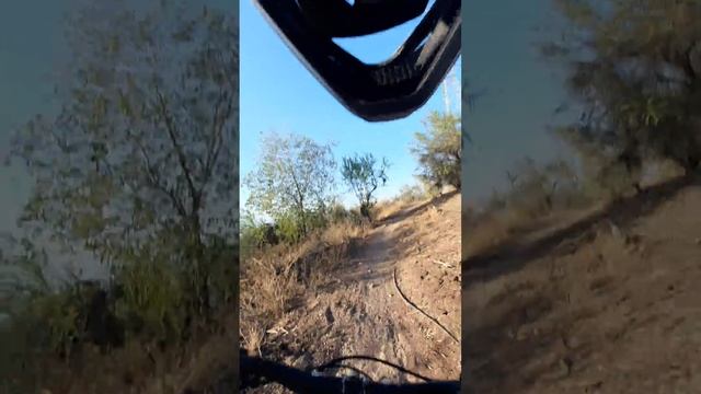 Sendero MTB Torre 5 - San Cristóbal смотреть онлайн