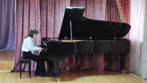 С. Прокофьев "Менуэт" f-moll, исп.Пузыр София