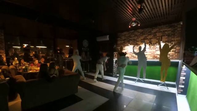 Трое Витебских.Мята.Moskau смотреть онлайн