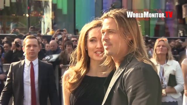 Brad Pitt and Angelina Jolie arrive at 'World War Z' World Film Premiere смотреть онлайн