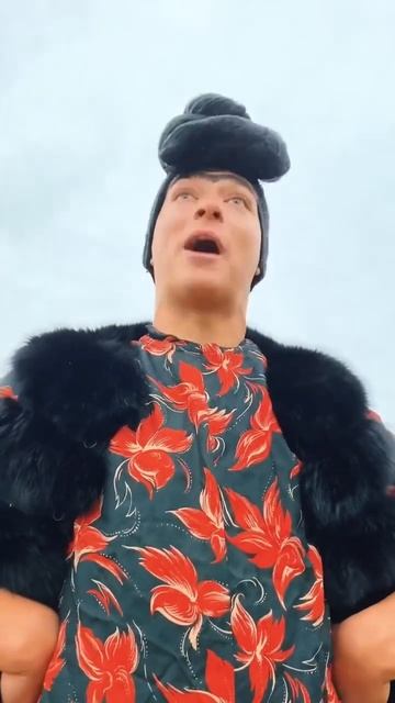 Выгнала из дома| Змея настоящая. #shorts смотреть онлайн