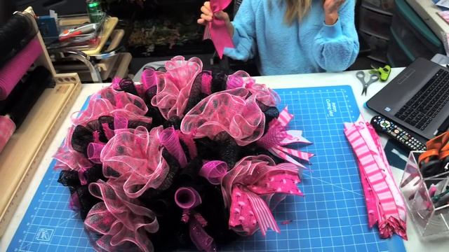 How to Make a Flamingo Themed Wreath смотреть онлайн