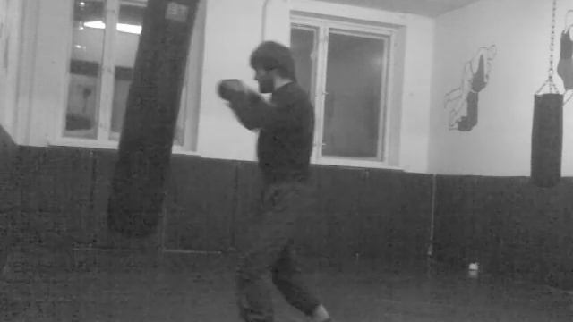 В зале работа по груши руки смотреть онлайн