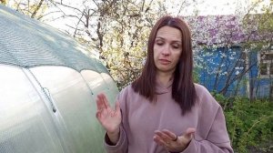 Как крепить притеняюшую сетку на теплице +ЛАЙФХАК