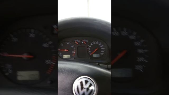 VW Bora 1.9tdi 81kw cold start смотреть онлайн