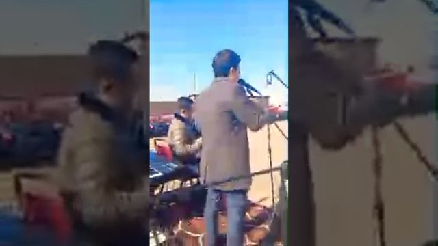 Rustam Serobov Chandirda To'yda Jonli Ijro смотреть онлайн