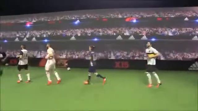 Презинтация мяча Beau Jeu на арене будущего смотреть онлайн