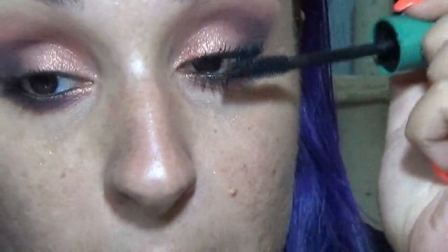 ASCOLTO I VOSTRI CONSIGLI- GRWM (Huda Beauty) смотреть онлайн