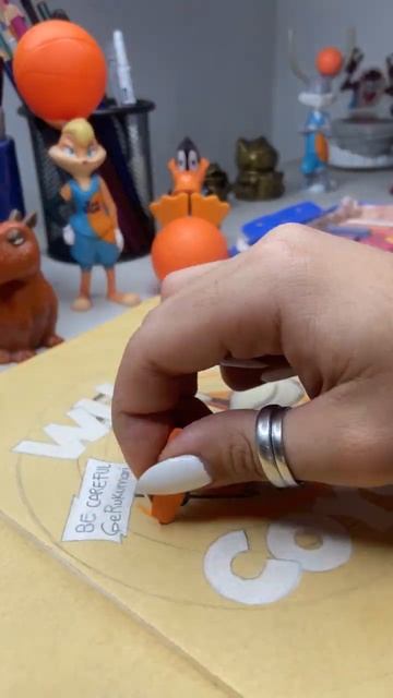 Parte 2. COLOREANDO A WILE E. COYOTE / Looney Tunes #shorts смотреть онлайн