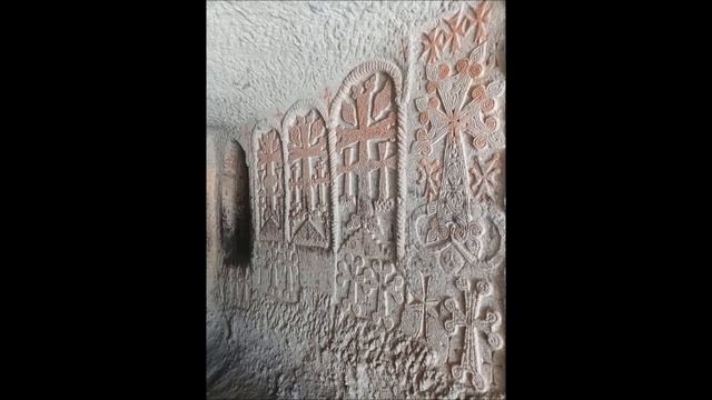 Маки Цовасара. Часть третья: IV. "Его Алтарь", V. "Тёзки"