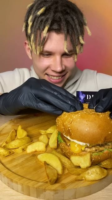 Найкращий заклад у Горі // Instagram: @Dym_cafe смотреть онлайн