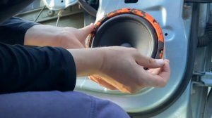 Замена штатных динамиков Chevrolet Orlando на DL Audio Gryphon Pro 200 Midbass