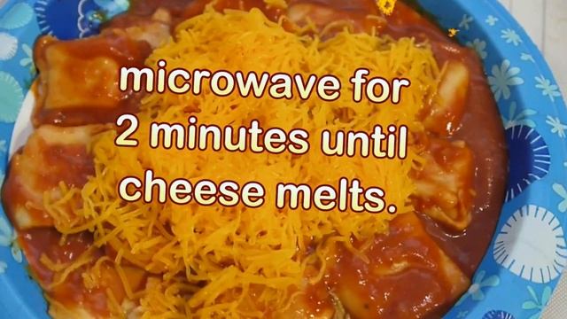 eat Canned Cheese Ravioli with lots of extra Shredded Cheese смотреть онлайн