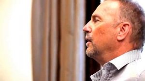 Kevin Costner Interview on "Suggesting "I Will Always Love You" For The Bodyguard"